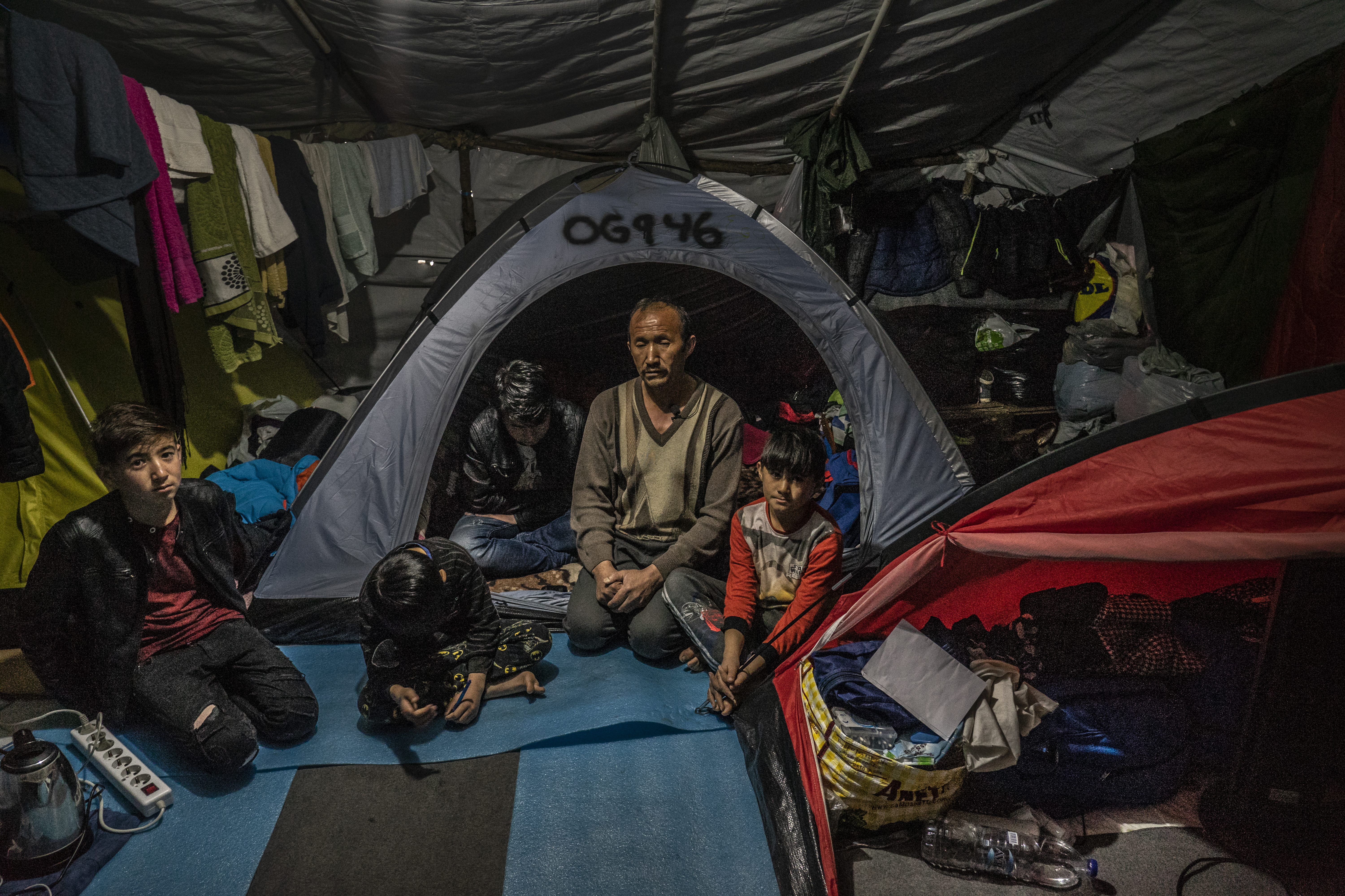 De situatie in het vluchtelingenkamp van Moria, op het Griekse eiland Lesbos, is onhoudbaar. Ongeveer 20.000 mensen leven in een kamp dat 