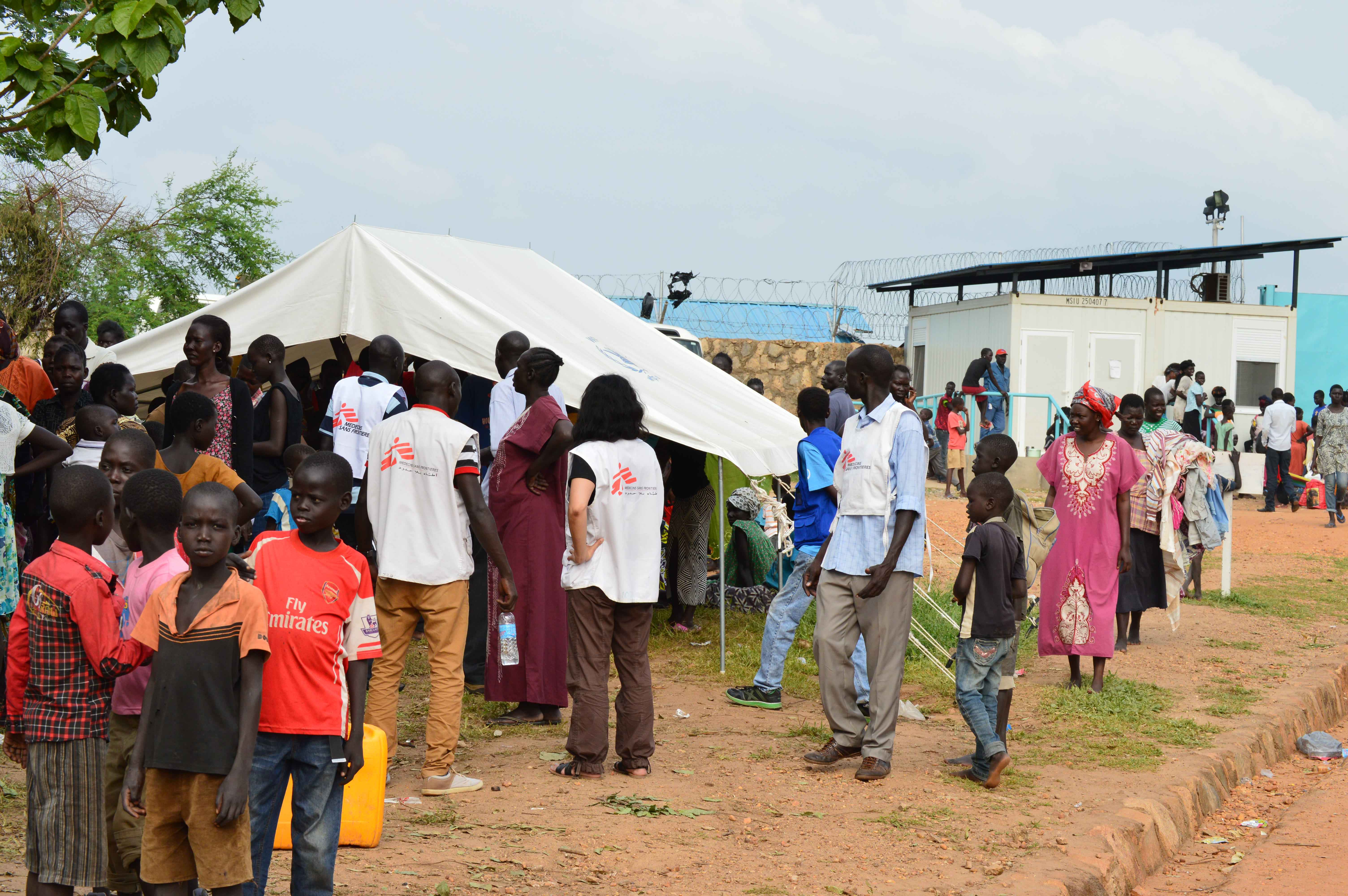 AZG heeft inmiddels een mobiel ziekenhuis opgezet in de getroffen regio in Zuid-Soedan. ©Raphael Veicht/AZG