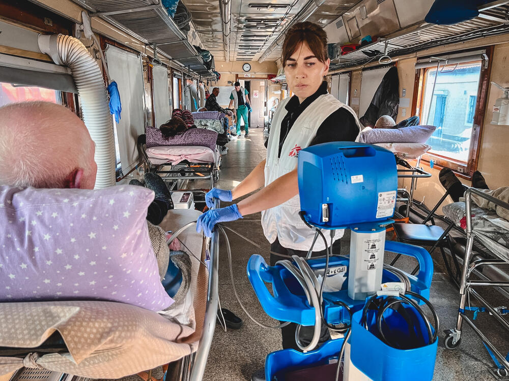 Train d'évacuation médicale de MSF.