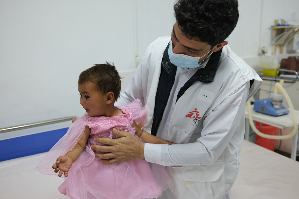 Samira était l'une des nombreuses patientes atteintes de la rougeole à l'hôpital Boost. Tom Casey © Tom Casey, 23 février 2022