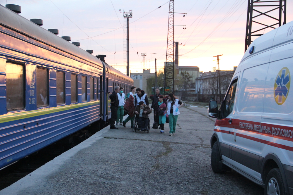 évacuation train médicalisé msf 6 et 7 avril