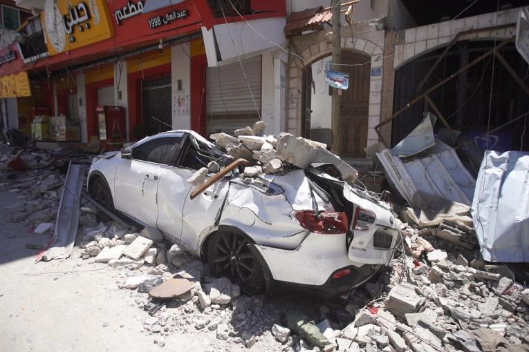vernielde auto in Gaza
