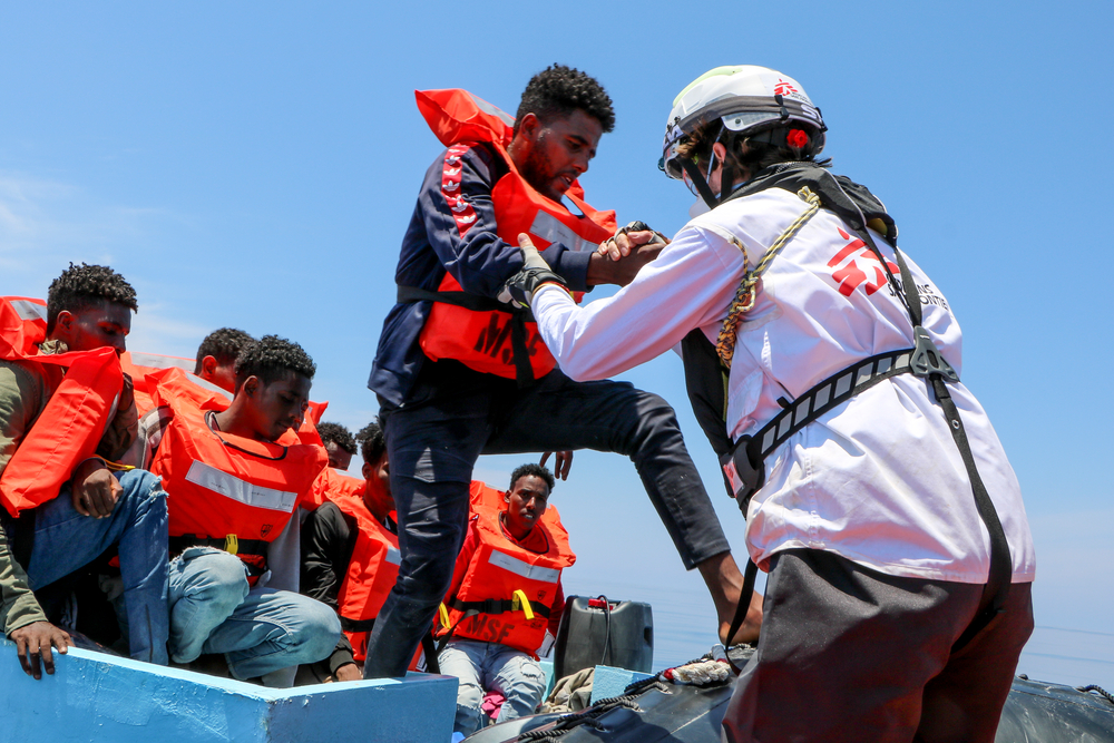 De zesde redding, op 12 juni. We brengen die dag 93 mensen veilig aan boord. © Avra Fialas , 12 juni 2021