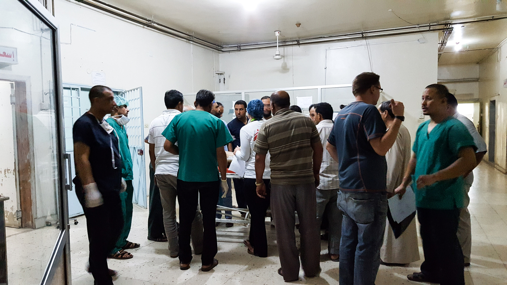 Le 25 juillet dernier, les équipes médicales MSF ont soigné une famille de 8 personnes originaire de Raqqa qui souffraient de blessures suite à des éclats d'obus