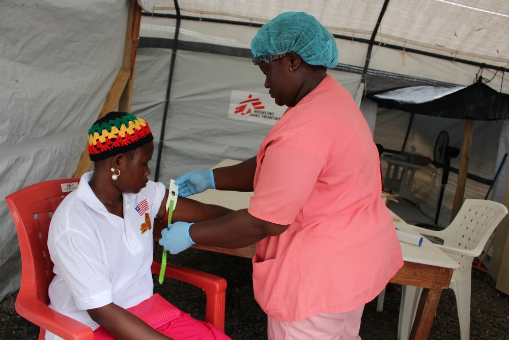 Een gezondheidscentrum in Monrovia begin april © Adolphus Mawolo/MSF