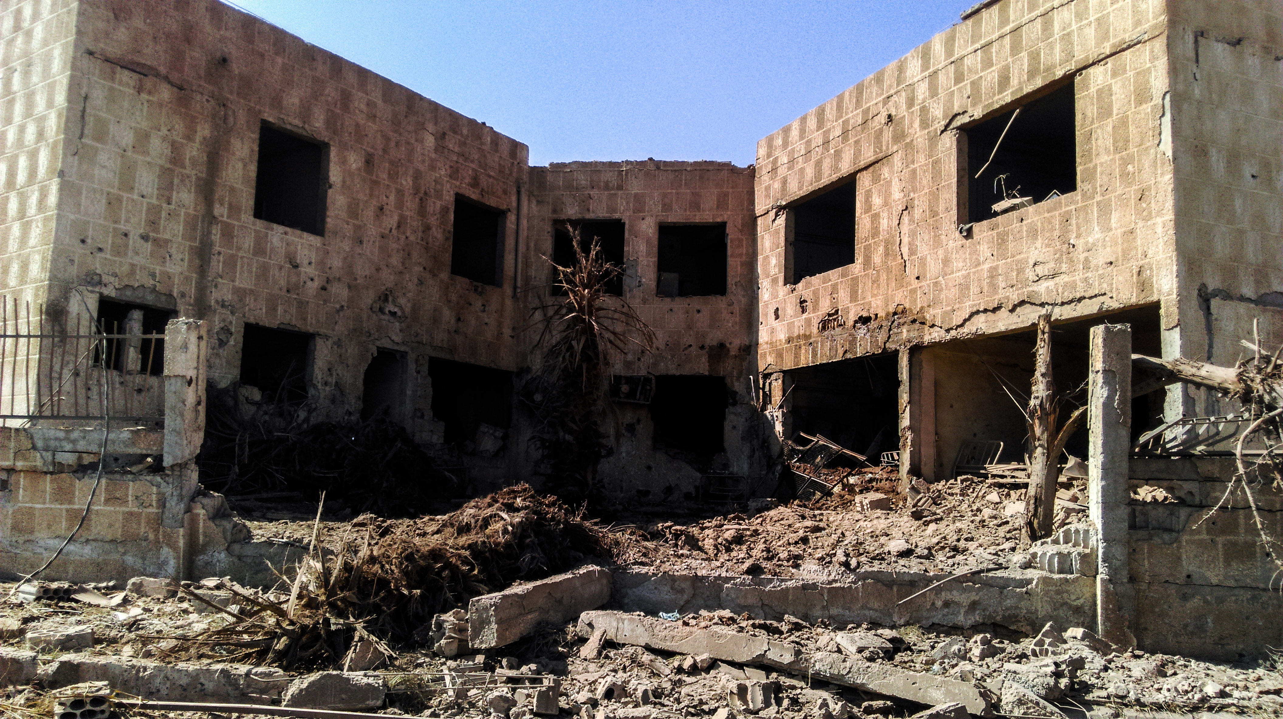 Een verwoest ziekenhuis in Syrië in juni © MSF