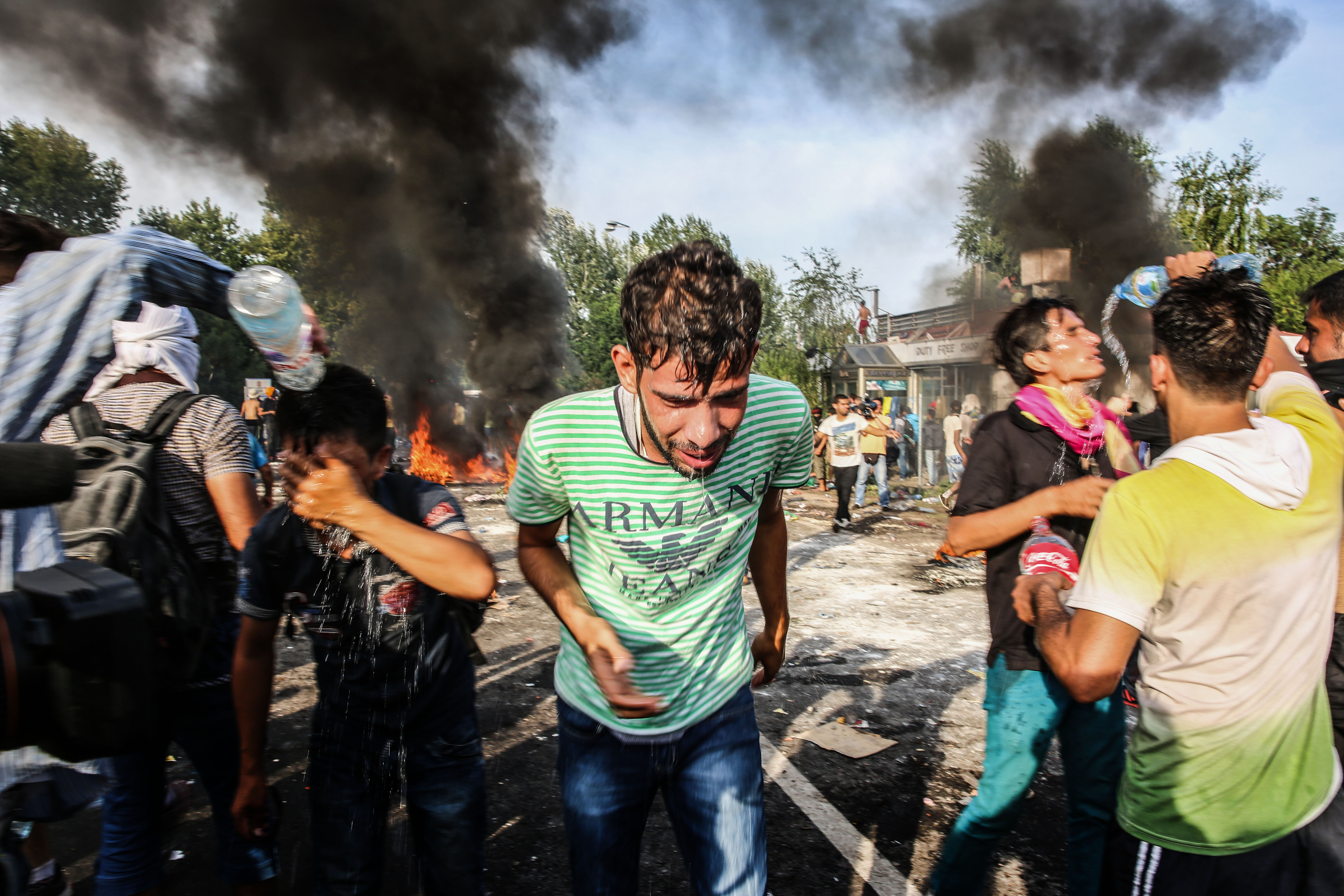 Confrontaties tussen de vluchtelingen en de Hongaarse politie en leger © Juan Carlos Tomasi/MSF