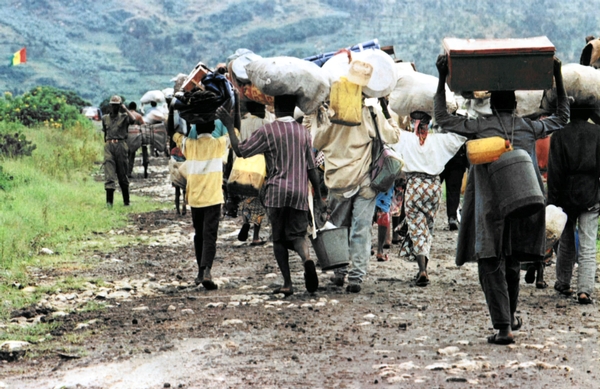 Rwandese vluchtelingen keren terug naar huis. © John Parkin