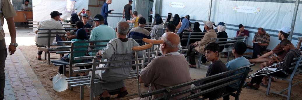 salle d'attente dans un hospital à Gaza