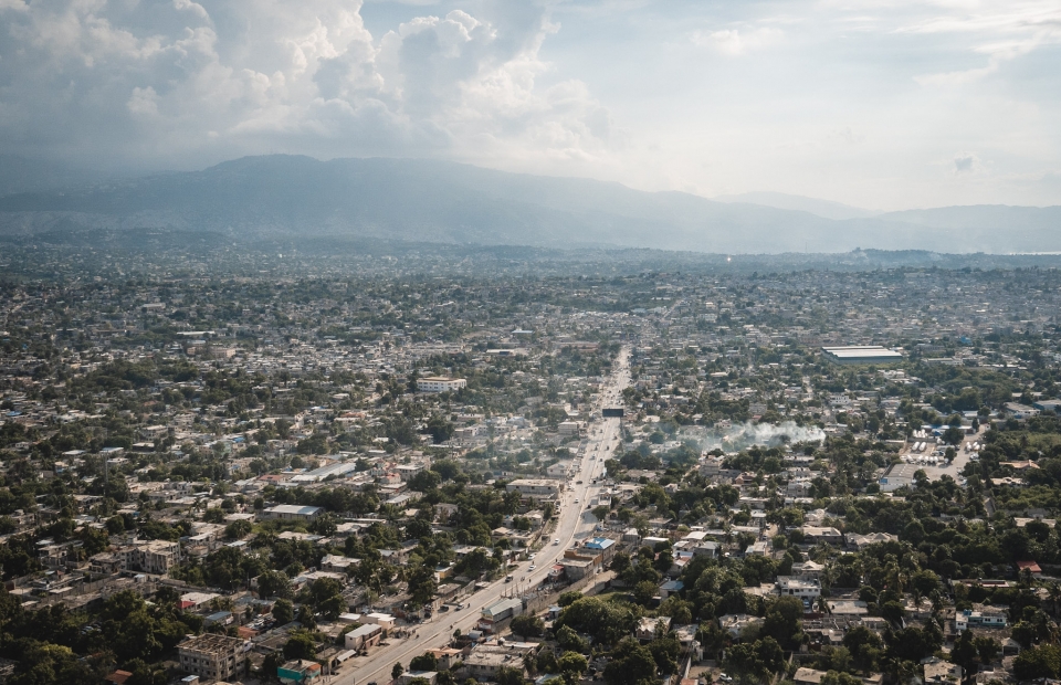 Luchtfoto van Port-Au-Prince. Av Gerard Téodard.