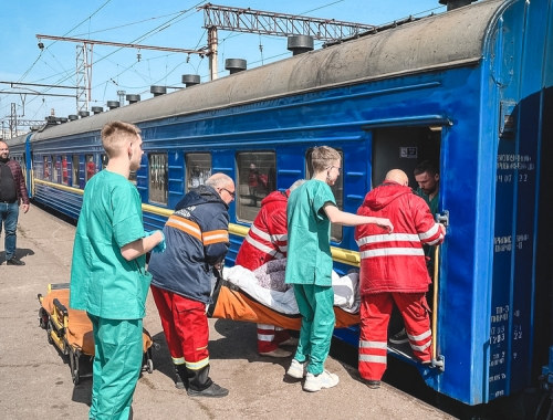 ukraine train médicalisé