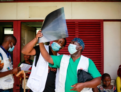 MSF suspend ses activités médicales dans le sud-ouest du Cameroun